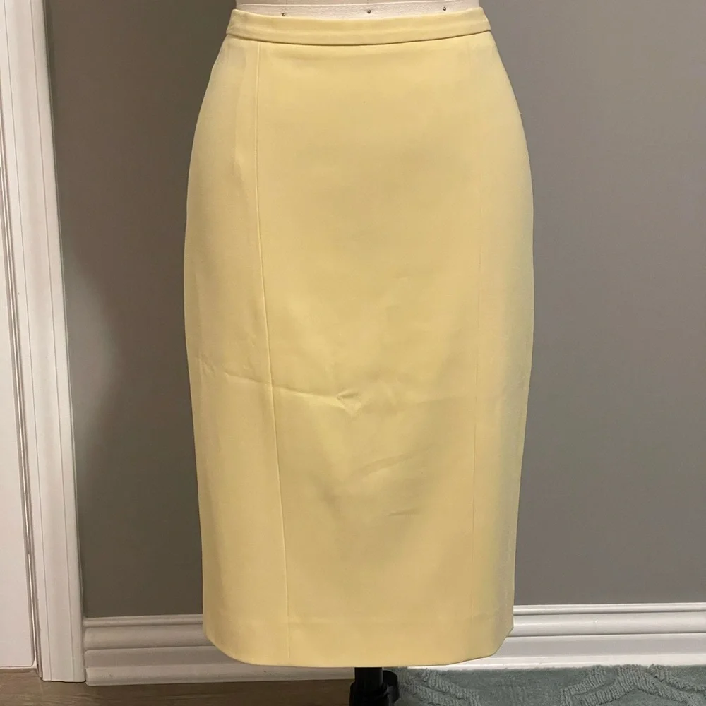 Moschino Cheap and Chic Yellow Skirt Size: 42